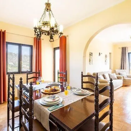 Camila - Ideal Location Ten-min Walk To Marina * Albufeira