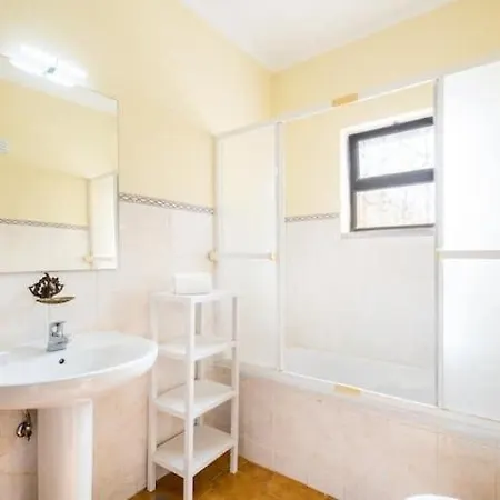 Holiday home Camila - Ideal Location Ten-min Walk To Marina Albufeira