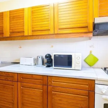 Camila - Ideal Location Ten-min Walk To Marina Albufeira