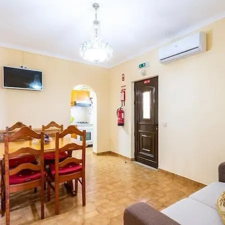 Holiday home Camila - Ideal Location Ten-min Walk To Marina Albufeira