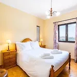 Camila - Ideal Location Ten-min Walk To Marina Вілла *