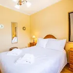 Camila - Ideal Location Ten-min Walk To Marina Вілла Албуфейра
