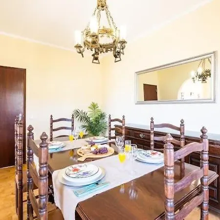 וילה Camila - Ideal Location Ten-min Walk To Marina *