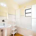 Villa Camila - Ideal Location Ten-min Walk To Marina Albufeira