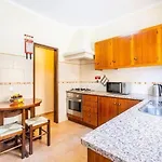 Villa Camila - Ideal Location Ten-min Walk To Marina *